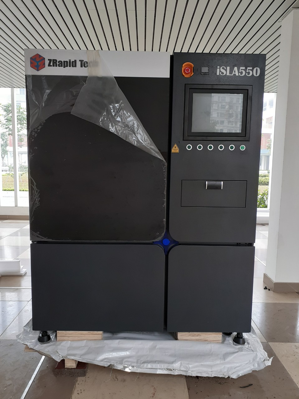 Bàn giao máy in 3D SLA tại nhà máy